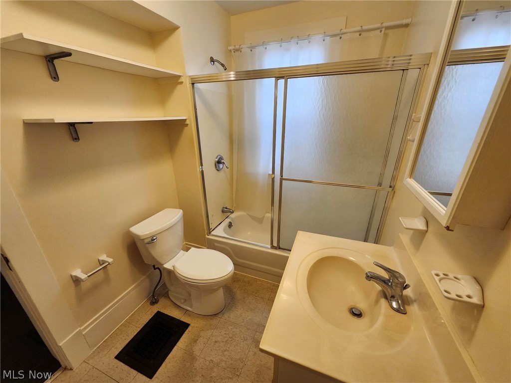 3877 W 34th Street Cleveland OH 44109