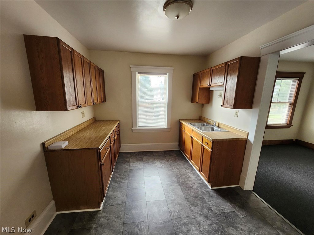 3877 W 34th Street Cleveland OH 44109