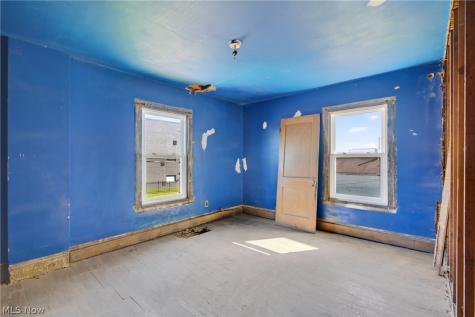 1232 Logan Avenue NW Canton OH 44703