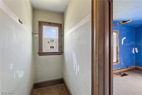 1232 Logan Avenue NW Canton OH 44703