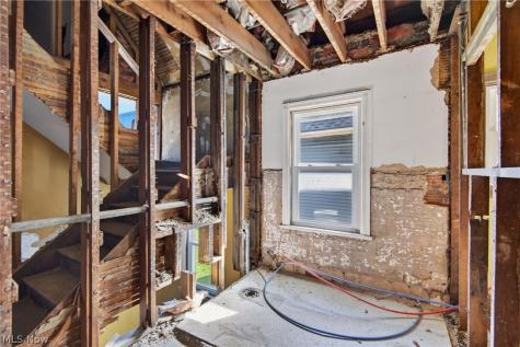 1232 Logan Avenue NW Canton OH 44703