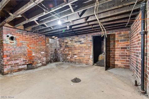 1232 Logan Avenue NW Canton OH 44703
