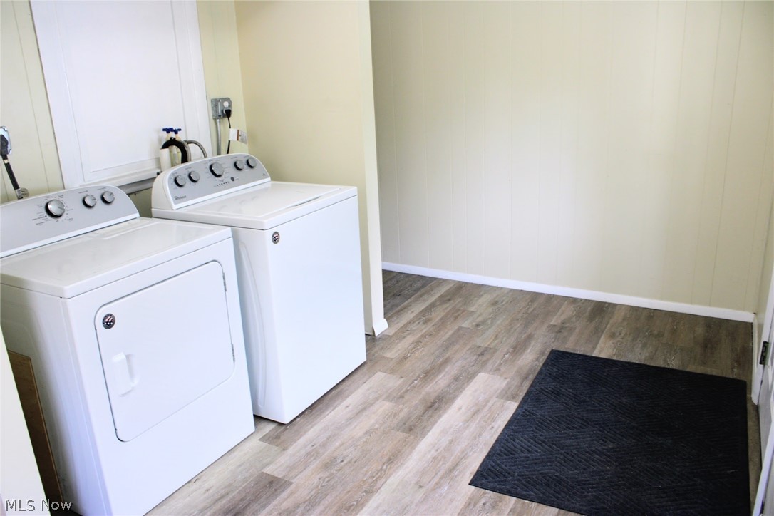 1733 Robindale Street Wickliffe OH 44092