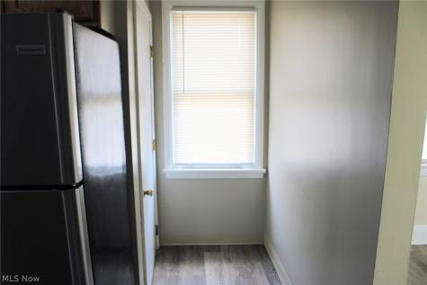 1733 Robindale Street Wickliffe OH 44092