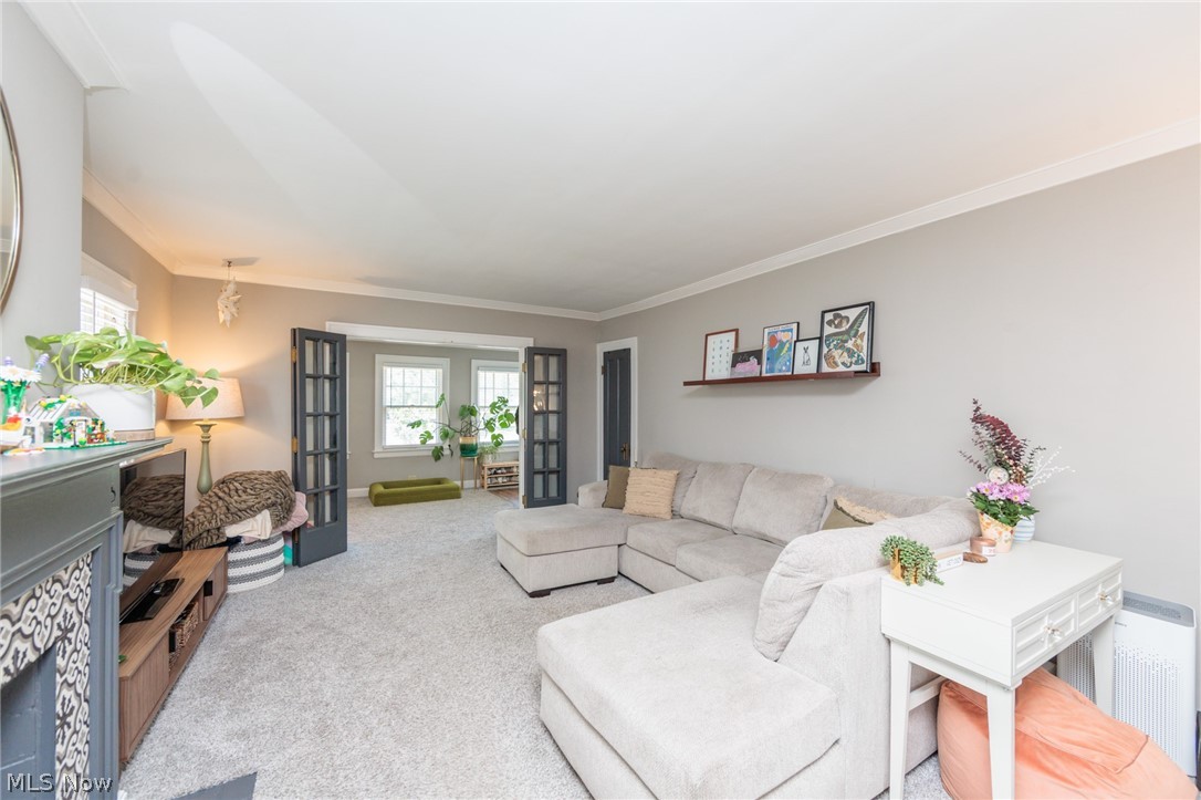 15539 Delaware Avenue Lakewood OH 44107