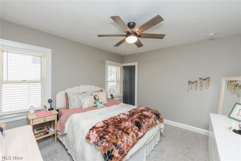 15539 Delaware Avenue Lakewood OH 44107