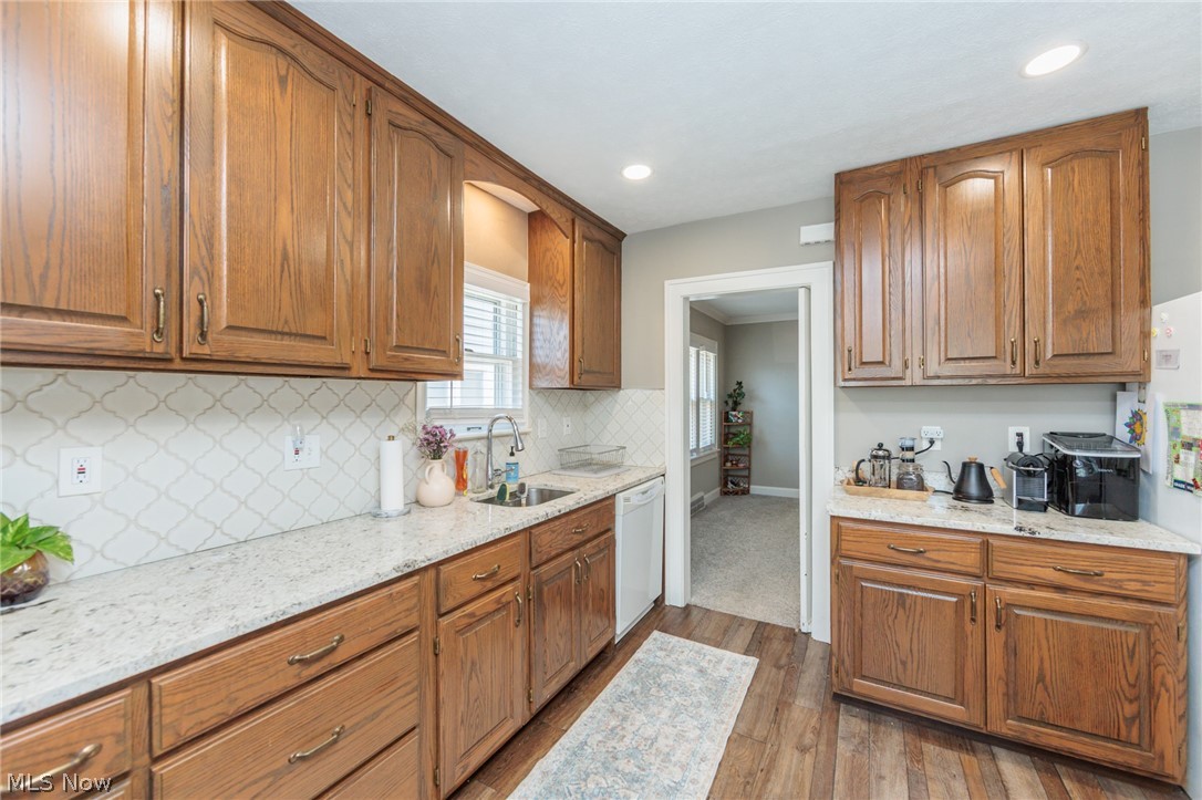 15539 Delaware Avenue Lakewood OH 44107