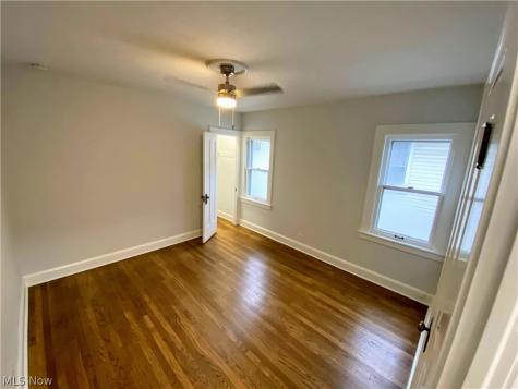 15539 Delaware Avenue Lakewood OH 44107