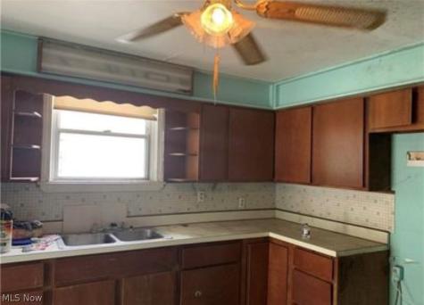 3636 E 65th Street Cleveland OH 44105