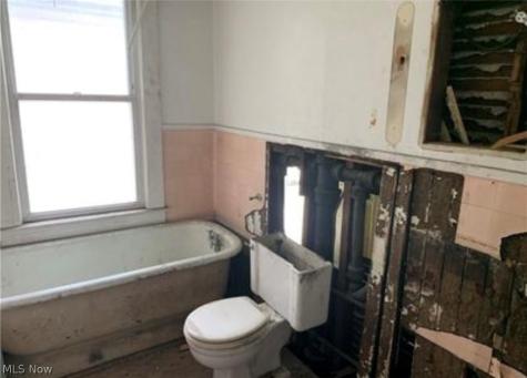 3636 E 65th Street Cleveland OH 44105