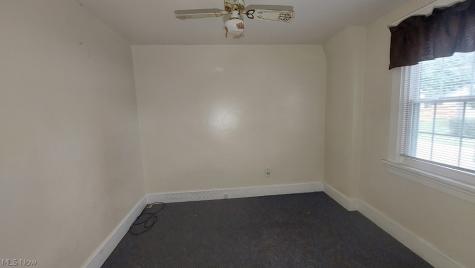 112 Woodmont Avenue Avenue Steubenville OH 43952