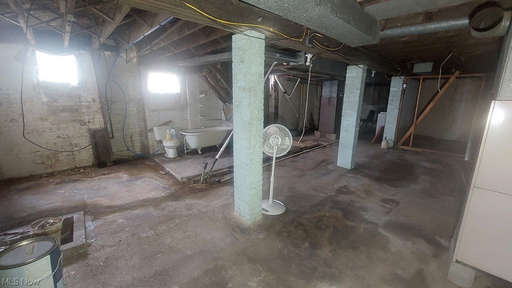 112 Woodmont Avenue Avenue Steubenville OH 43952