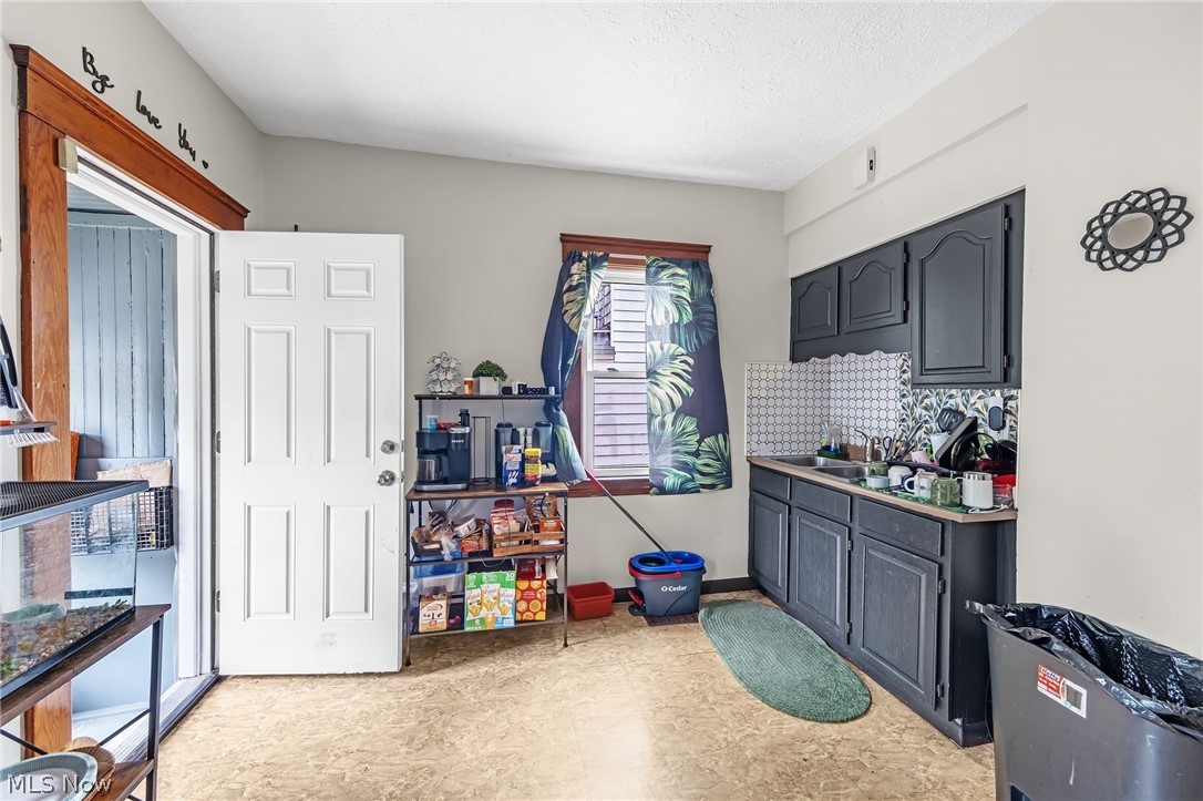 3316 Tampa Avenue Cleveland OH 44109