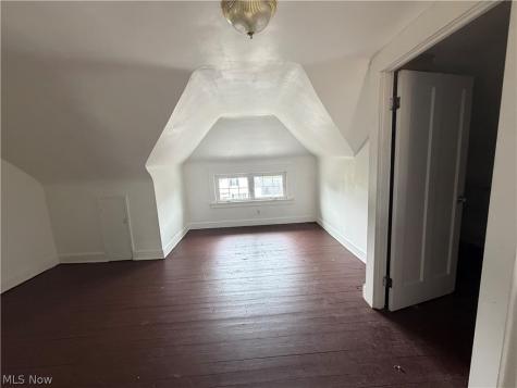2272 S Taylor Road Cleveland Heights OH 44118