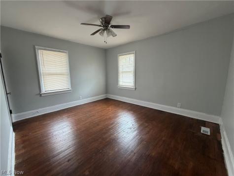 2272 S Taylor Road Cleveland Heights OH 44118
