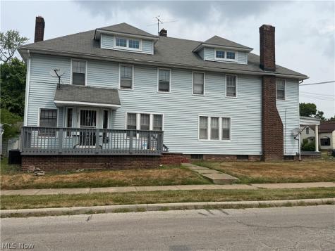2272 S Taylor Road Cleveland Heights OH 44118