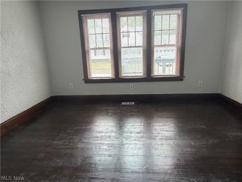 2272 S Taylor Road Cleveland Heights OH 44118
