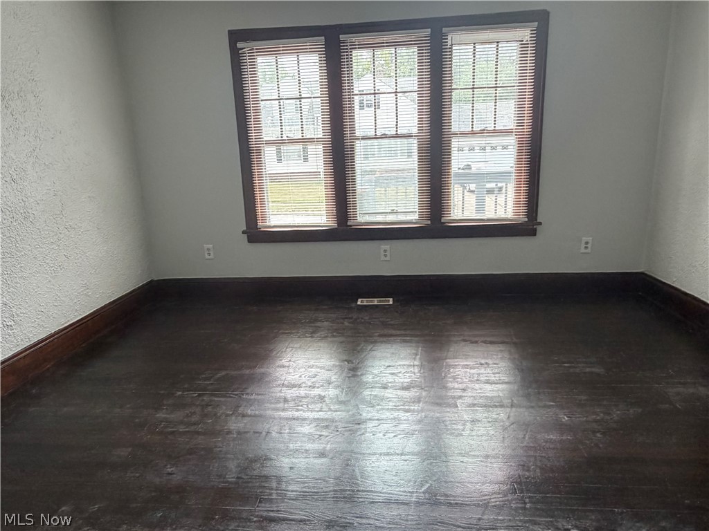 2272 S Taylor Road Cleveland Heights OH 44118