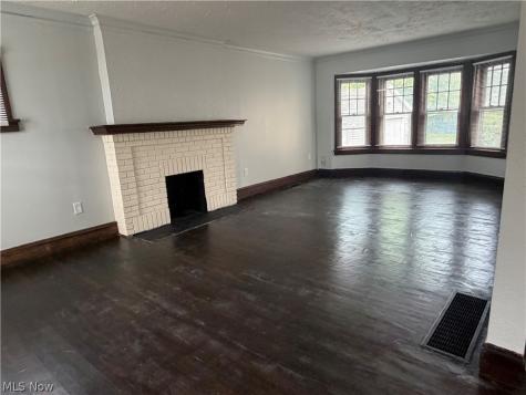 2272 S Taylor Road Cleveland Heights OH 44118