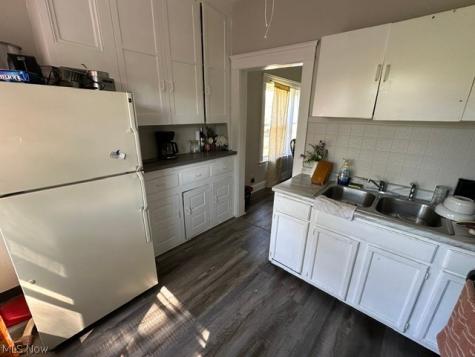 7918 Force Avenue Cleveland OH 44105