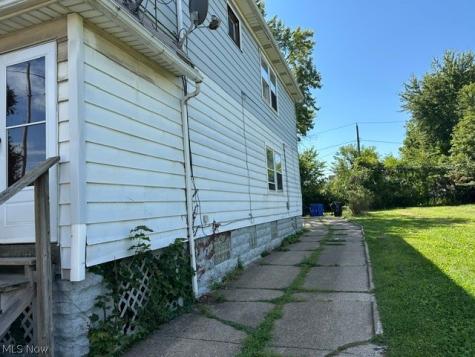 7918 Force Avenue Cleveland OH 44105