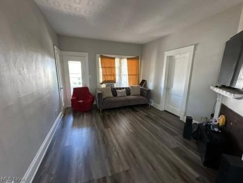 7918 Force Avenue Cleveland OH 44105