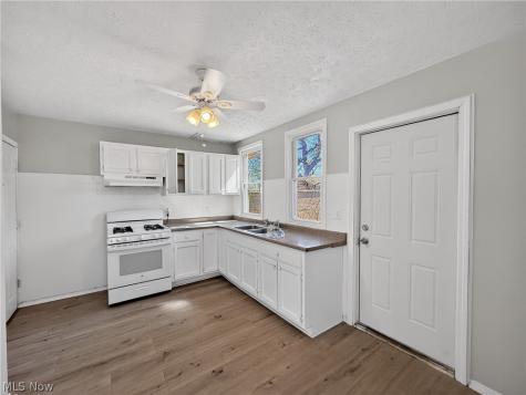 1850 E 32nd Street Lorain OH 44055