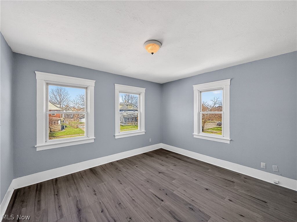 1850 E 32nd Street Lorain OH 44055