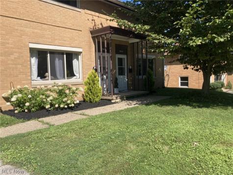 1660-1664 Bailey Road Cuyahoga Falls OH 44221