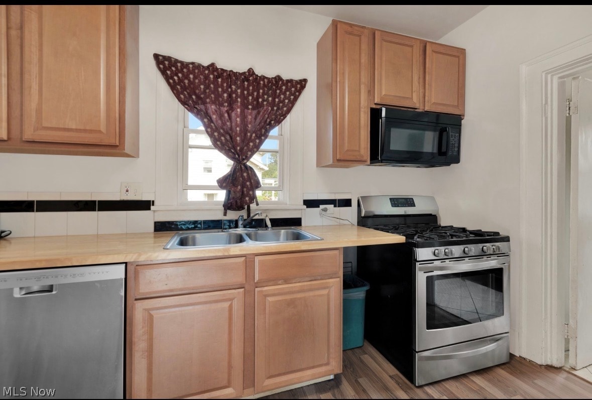 3405 W 126th Street Cleveland OH 44111