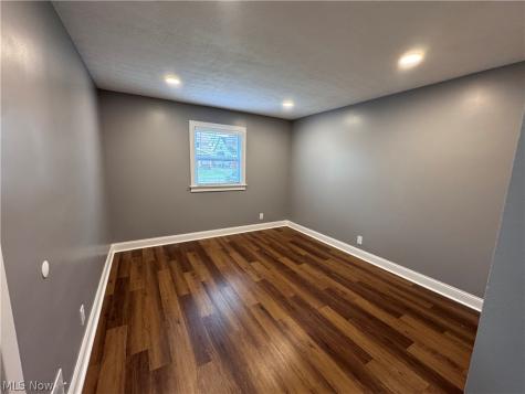 2811 Oak Park Avenue Cleveland OH 44109