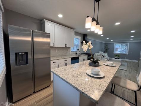 2811 Oak Park Avenue Cleveland OH 44109
