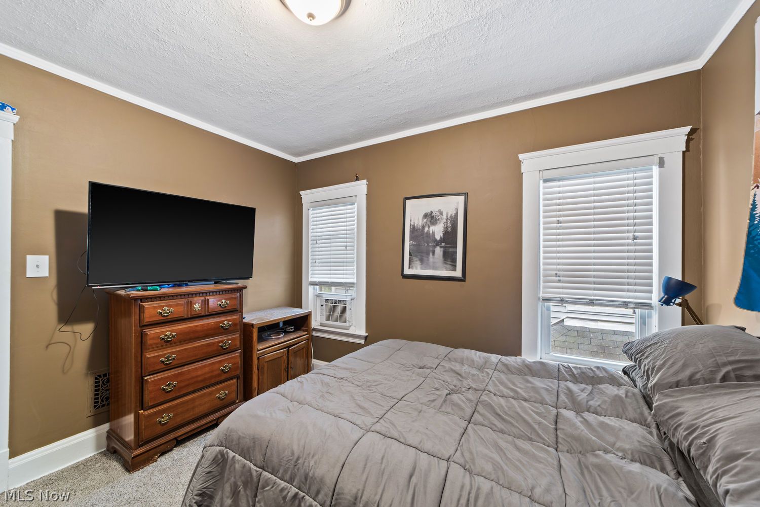 1325 W 110 Street Cleveland OH 44102