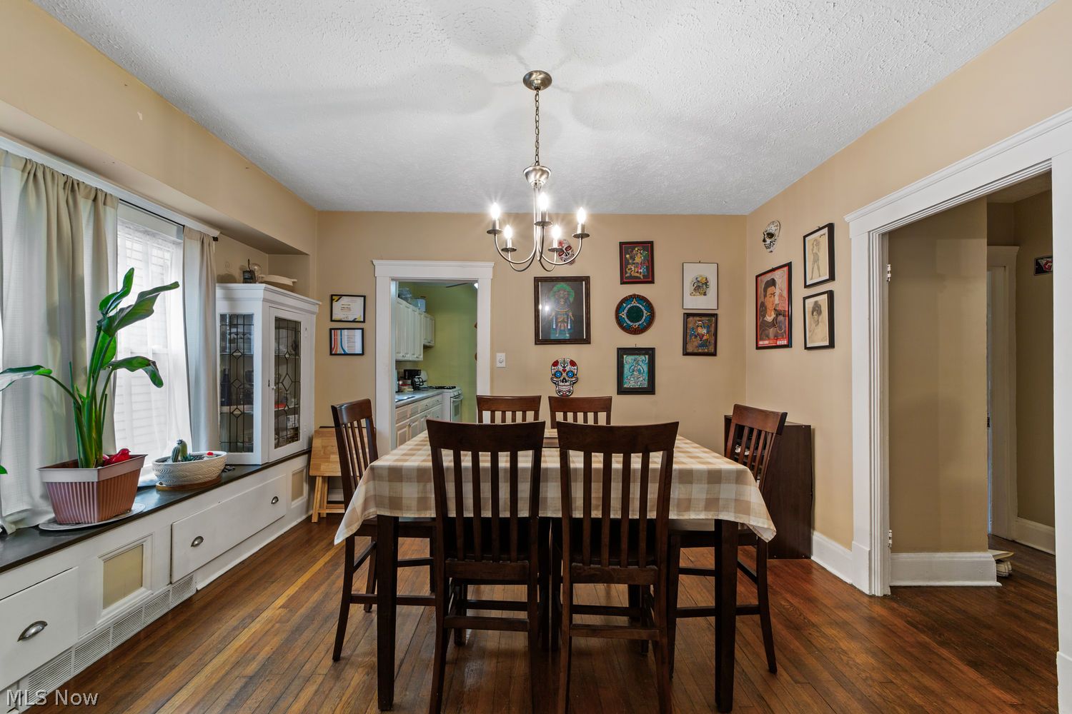 1325 W 110 Street Cleveland OH 44102