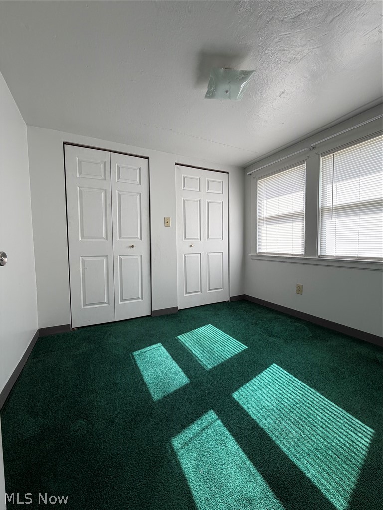 54 Spring Street Struthers OH 44471