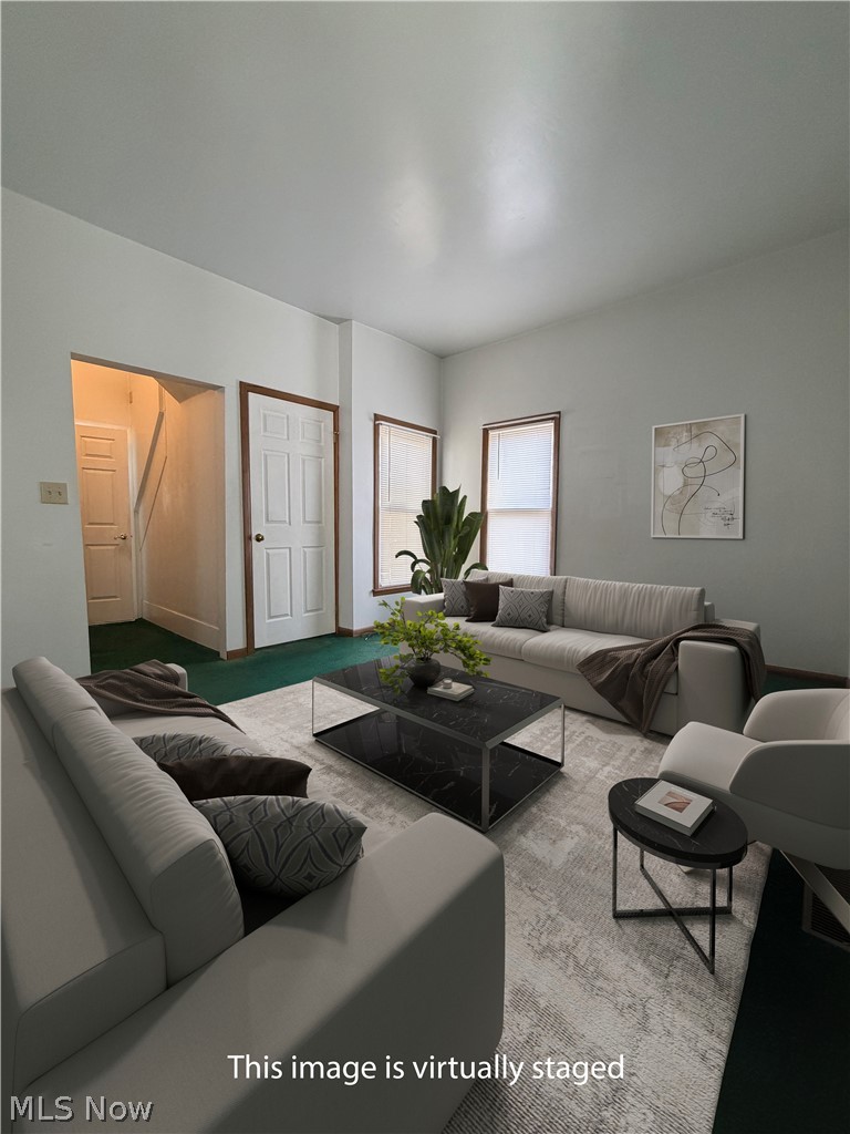 54 Spring Street Struthers OH 44471