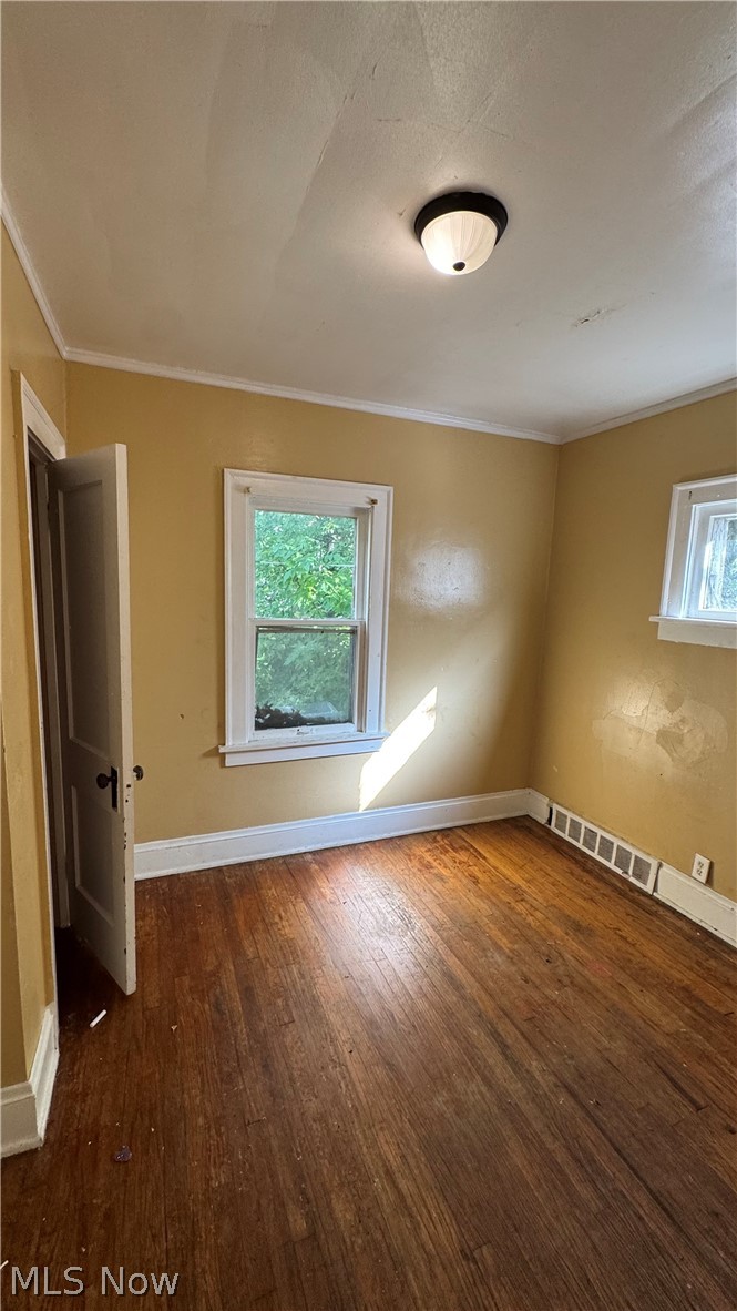 16003 Huntmere Avenue Cleveland OH 44110