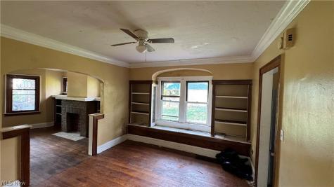 16003 Huntmere Avenue Cleveland OH 44110