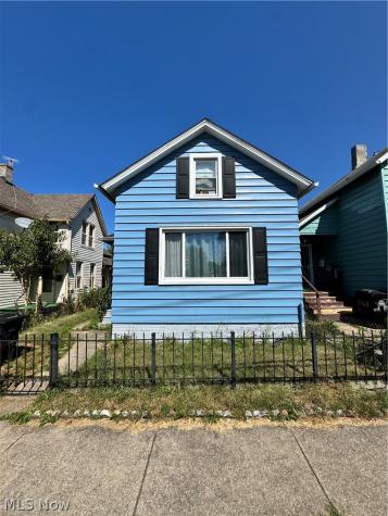 2751 W 32nd Street Cleveland OH 44113