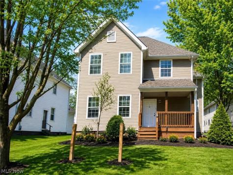 585-583 E Buchtel Avenue Akron OH 44304