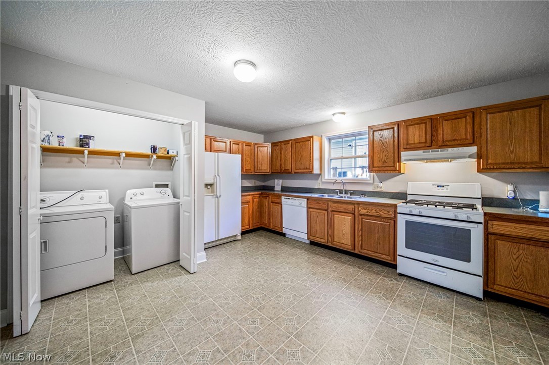 585-583 E Buchtel Avenue Akron OH 44304