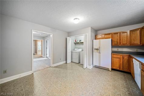 585-583 E Buchtel Avenue Akron OH 44304