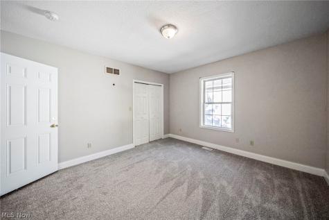 585-583 E Buchtel Avenue Akron OH 44304