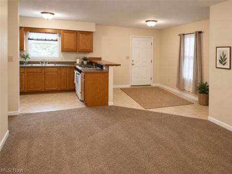 585-583 E Buchtel Avenue Akron OH 44304