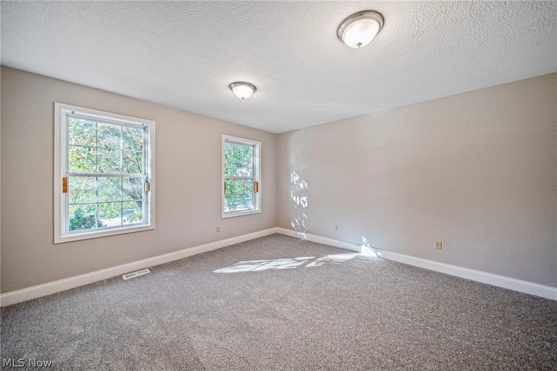 585-583 E Buchtel Avenue Akron OH 44304