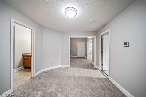585-583 E Buchtel Avenue Akron OH 44304