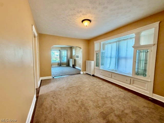 16913 Bradgate Avenue Cleveland OH 44111