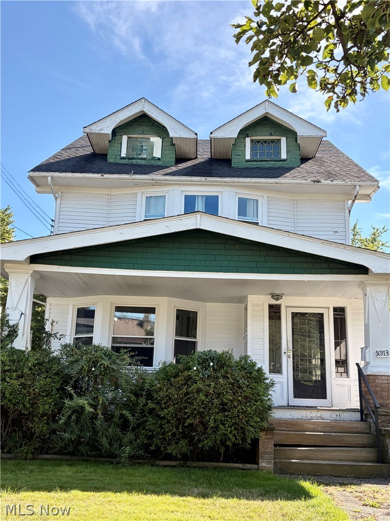 16913 Bradgate Avenue Cleveland OH 44111