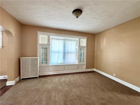 16913 Bradgate Avenue Cleveland OH 44111