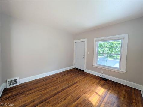 11302 Parkview Avenue Cleveland OH 44104